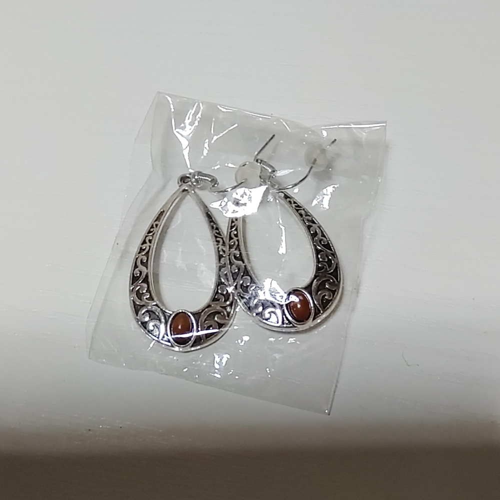 Elegant Silver and Brown Teardrop Earrings